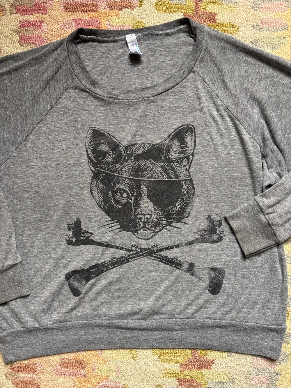 😸🏴☠️American Apparel Pirate Cat cross bones sweatshirt thinner material MED GUC - Picture 4 of 11